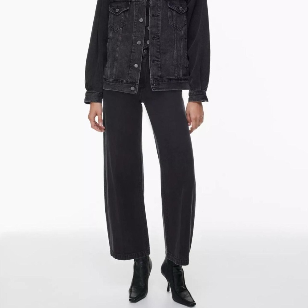 Aritzia Zoe Super Hi-Rise Baggy Jean in Black Eyeliner
